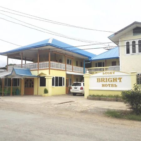 Bright Hotel Nyaungshwe Exteriör bild
