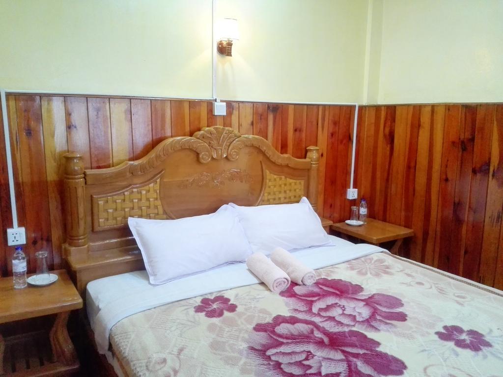 Bright Hotel Nyaungshwe Rum bild