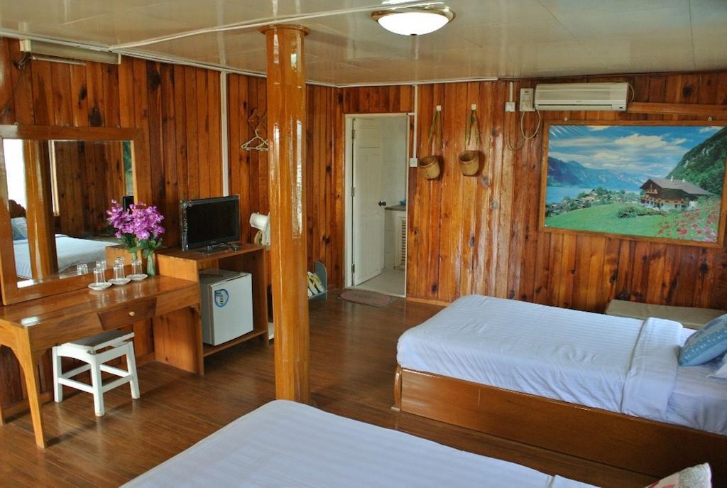 Bright Hotel Nyaungshwe Exteriör bild